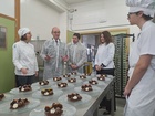 El consejero de Educación y Formación Profesional, Víctor Marín, durante la jornada gastronómica 'El sabor del éxito: formando talento', organizada...