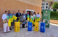 El consejero de Medio Ambiente, Universidades, Investigación y Mar Menor, Juan María Vázquez, junto con el alcalde de Caravaca de la Cruz, José Francisco...