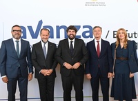 López Miras inaugura el Foro Avanza-Empresa Familiar (2)