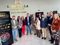 La consejera Carmen Conesa, con el resto de participantes en la presentación de Región de Murcia Gastronómica