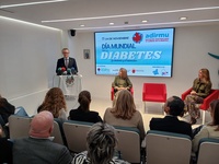 El consejero de Salud participa en los actos organizados en Murcia con motivo del Día Mundial de la Diabetes.