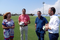 El consejero de Turismo, Cultura y Medio Ambiente, Javier Celdrán, visitó hoy en San Pedro del Pinatar el complejo Pinatar Arena