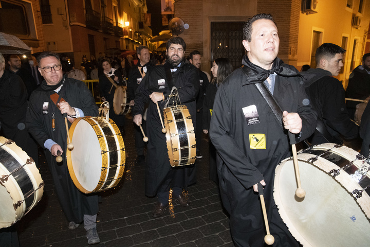 El presidente de la Comunidad, Fernando López Miras, asistió a la Noche de los Tambores de Mula