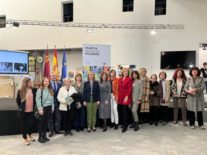 Imagen del artículo 'Murcia, región de mujeres' arranca su primera fase con la localización de medio centenar de colectivos y referentes femeninos