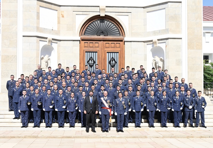 El presidente de la Comunidad, Fernando López Miras, asiste al acto de entrega de Reales Despachos de Teniente de la Academia General del Aire y del Espacio/2