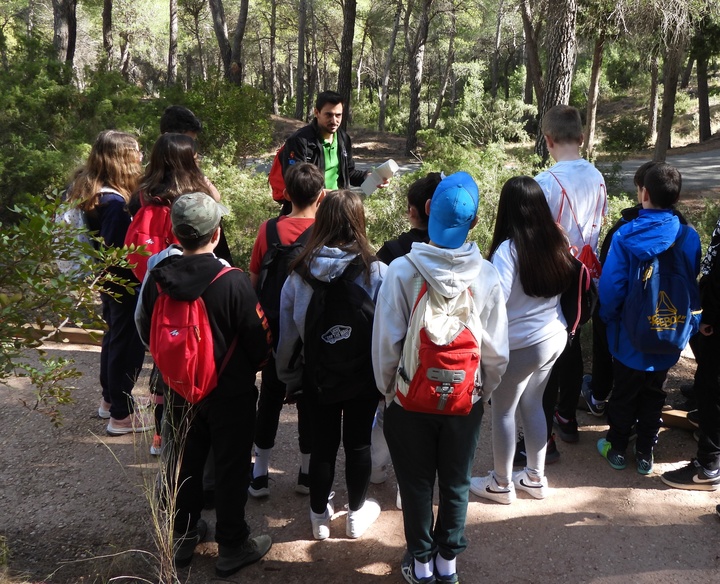 Visita guiada escolar al Parque Regional de Sierra Espuña durante el curso pasado.