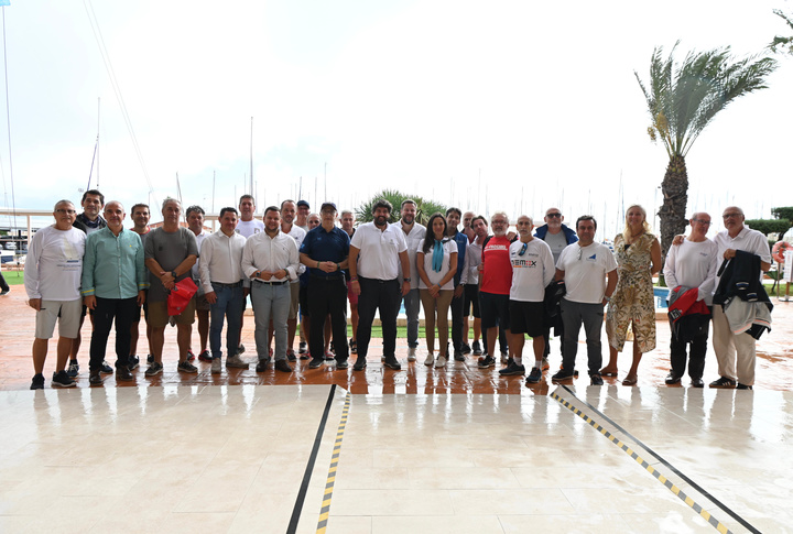 80 embarcaciones y más de 500 regatistas participan en la Regata 'Camino de la Cruz - Trofeo Punta Este' (1)