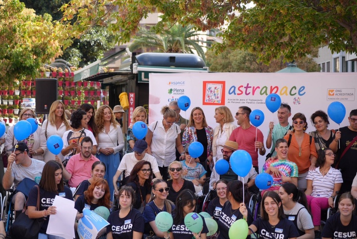 La consejera de Política Social destaca el compromiso del Gobierno regional "con la ampliación de recursos que mejoran la calidad de vida de las personas con discapacidad"