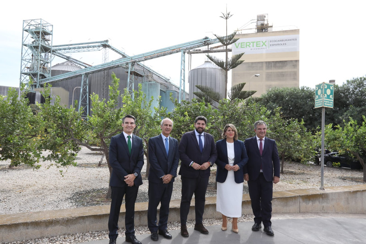 López Miras clausura el acto con motivo del 25º aniversario de la empresa Ecocarburantes Españoles (2)