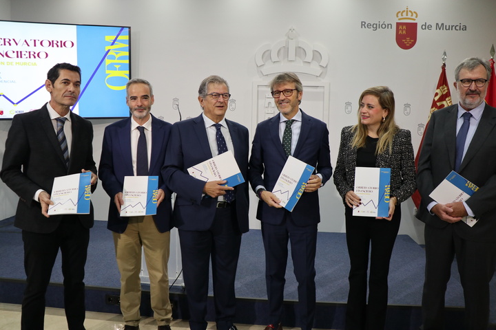 Un momento de la presentación de la VII edición del Observatorio Financiero de la Región