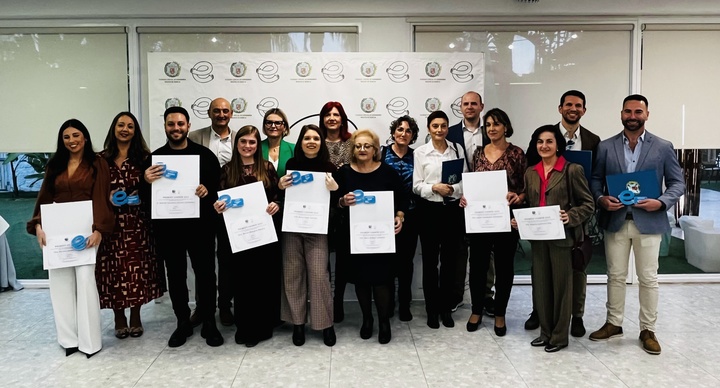 Salud destaca la labor investigadora de la profesión enfermera durante la entrega de los premios del Colegio Oficial de Enfermería