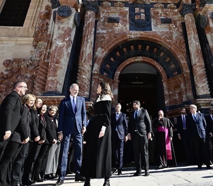 López Miras acompaña a los Reyes en su visita a Caravaca de la Cruz (5)