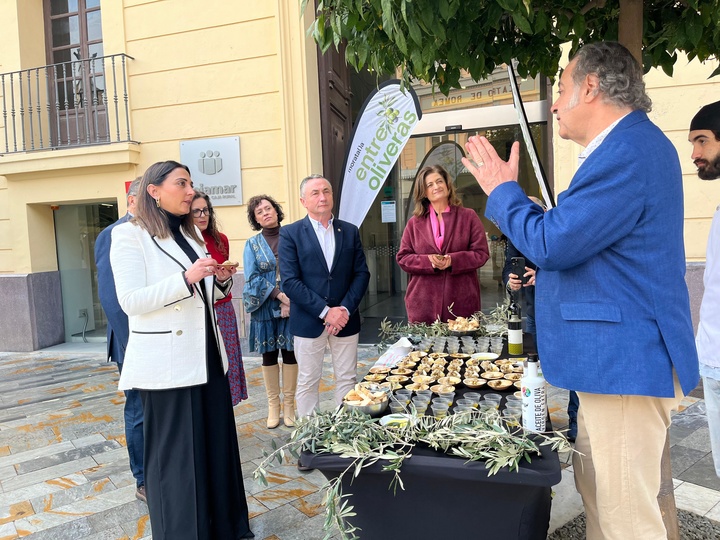 Imagen de la consejera Sara Rubira durante la presentación de la feria 'Moratalla Entre Oliveras'