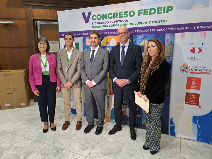 El consejero de Educación y Formación Profesional, Víctor Marín, participa en el V Congreso Nacional Fedeip