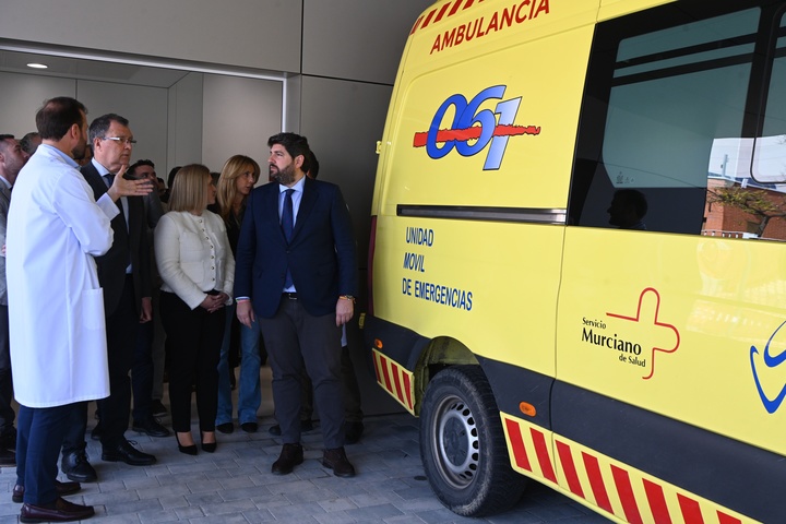 López Miras inaugura el nuevo centro de salud de la pedanía murciana de Corvera (2)