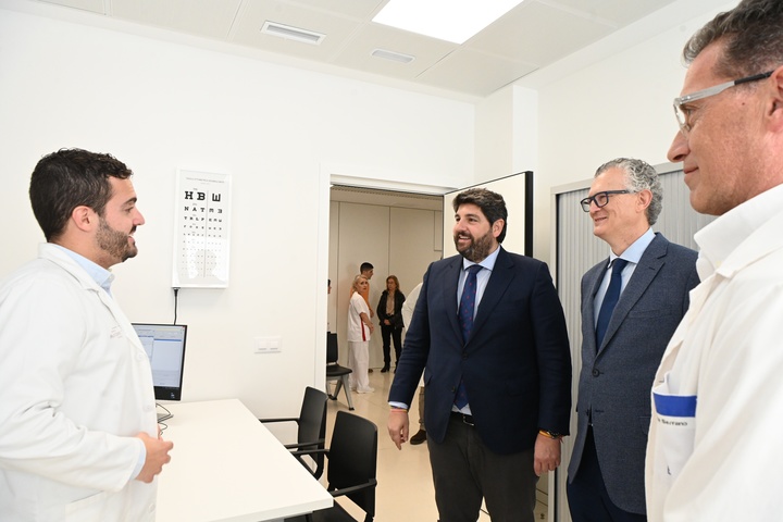 López Miras inaugura el nuevo centro de salud de la pedanía murciana de Corvera (3)