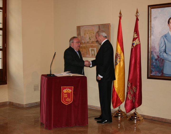 Valcárcel preside toma de posesión de Mariano García Canales como presidente del Consejo Jurídico de la Región 1