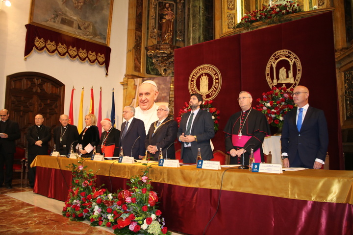 El jefe del Ejecutivo regional participa en el acto inaugural del curso académico 2017-2018 de la Universidad Católica San Antonio de Murcia