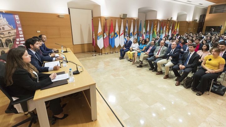 El presidente de la Comunidad, Fernando López Miras, inaugura la XV edición del Congreso Nacional de Estudiantes de Derecho (3)