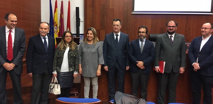La Comunidad impulsa la I Olimpiada Constitucional de la Región