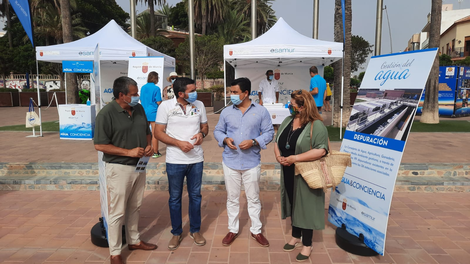 El consejero Antonio Luengo, durante la presentación de la campaña de sensibilización sobre el consumo y reutilización de agua en la Región de Murcia