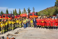 El consejero de Medio Ambiente, Universidades, Investigación y Mar Menor, Juan María Vázquez, visita a los integrantes de la UDIF y de la UME, que...