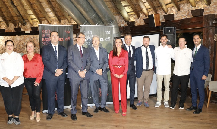 La consejera de Turismo presenta la 12ª edición de Murcia Gastronómica, que se celebrará del 3 al 6 de noviembre