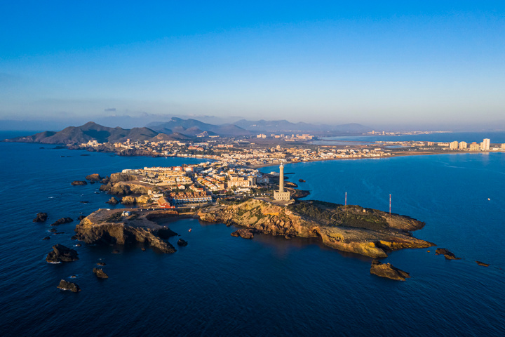 Una vista de Cabo de Palos, uno de los referentes turísticos de la Costa Cálida.