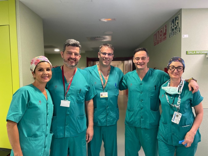 Equipo de profesionales de cirugía abdominal en Lorca