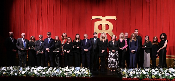 El presidente de la Comunidad, Fernando López Miras, clausura el acto que se celebra con motivo del Día Mundial del Cooperativismo